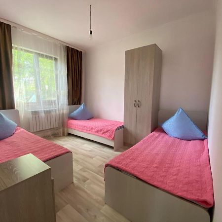 Guest House Arcabay-Karligash Saty Екстер'єр фото